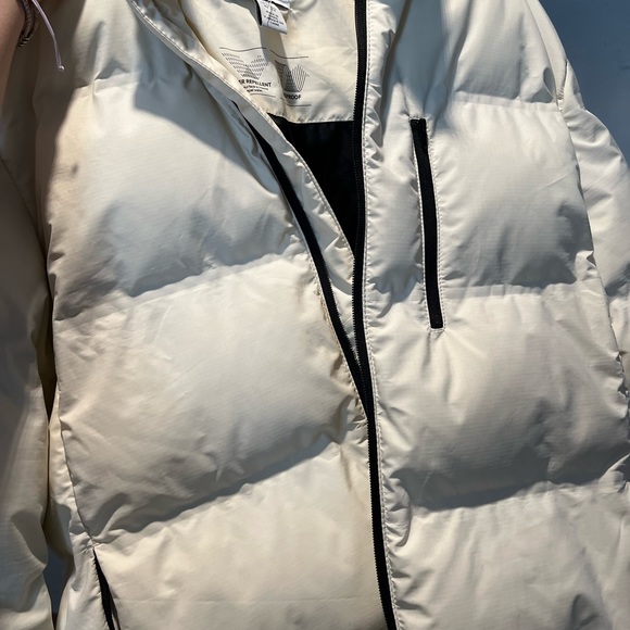 H&m winter jacket. Water-repellent Jacket - Picture 3 of 3